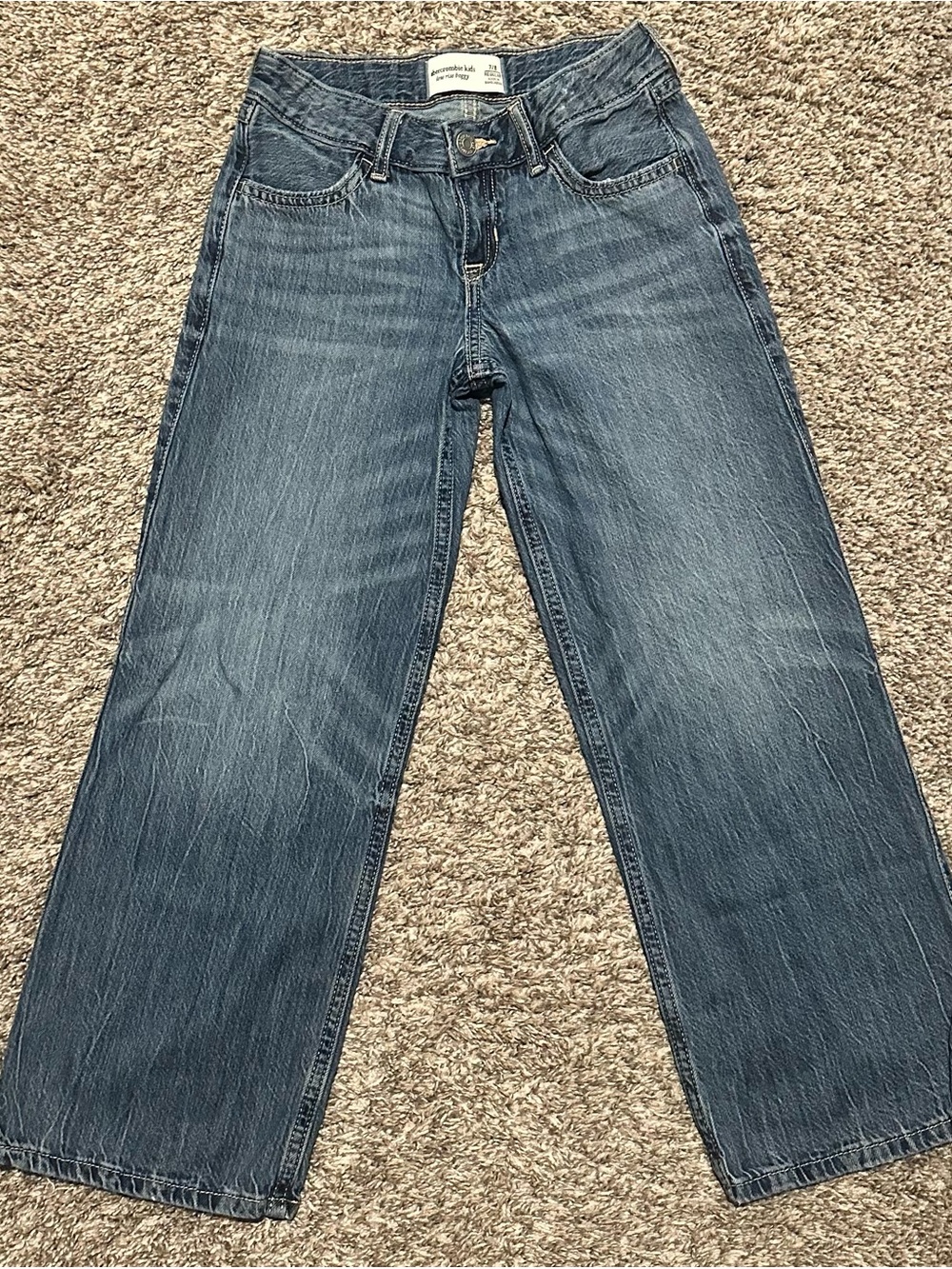 Abercrombie girls low rise baggy jeans